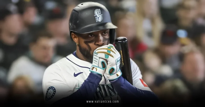 Robles Throws Bat Toward Pitcher After Near-HBP