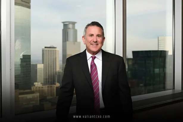 Targets CEO is Stepping Down as Customers Turn Away